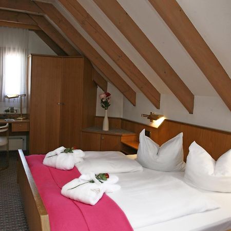 Hotel Mohren Ochsenhausen Экстерьер фото