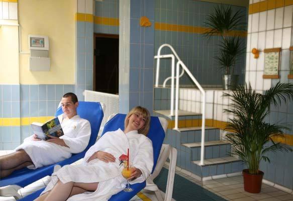 Hotel Mohren Ochsenhausen Экстерьер фото